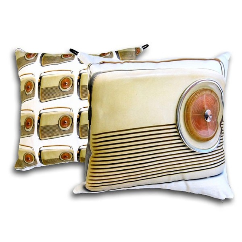 Mikael Bendixen Radio tyynynpäällinen, fotoprintti