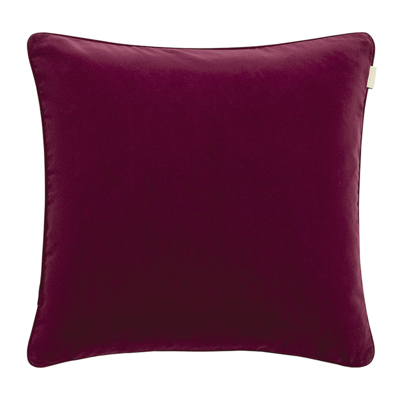 GANT Velvet cushion tyynynpäällinen, vibrant burgundy